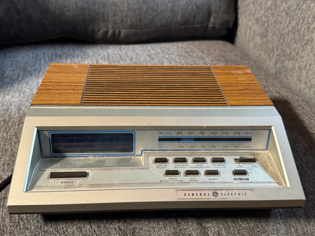 GE Alarm Clock